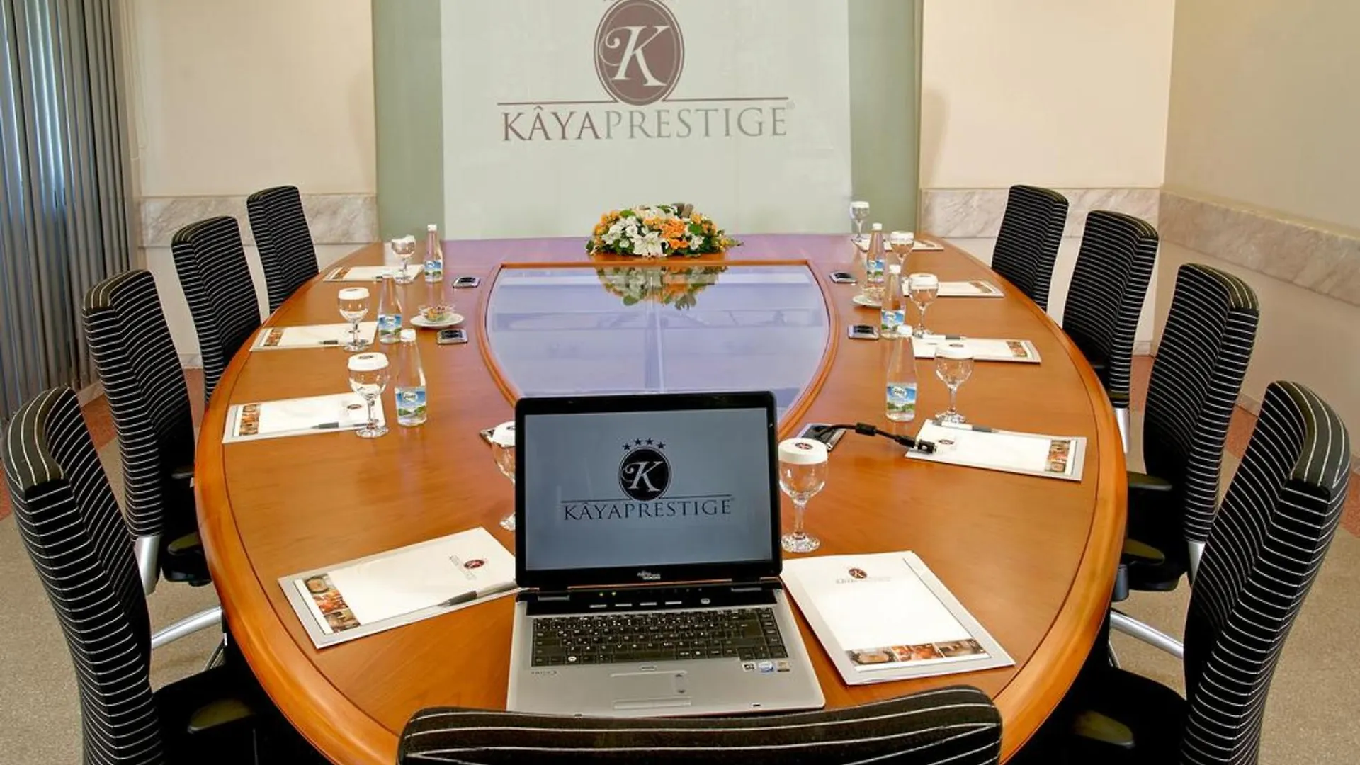 Kaya Prestige Oteli İzmir Szálloda