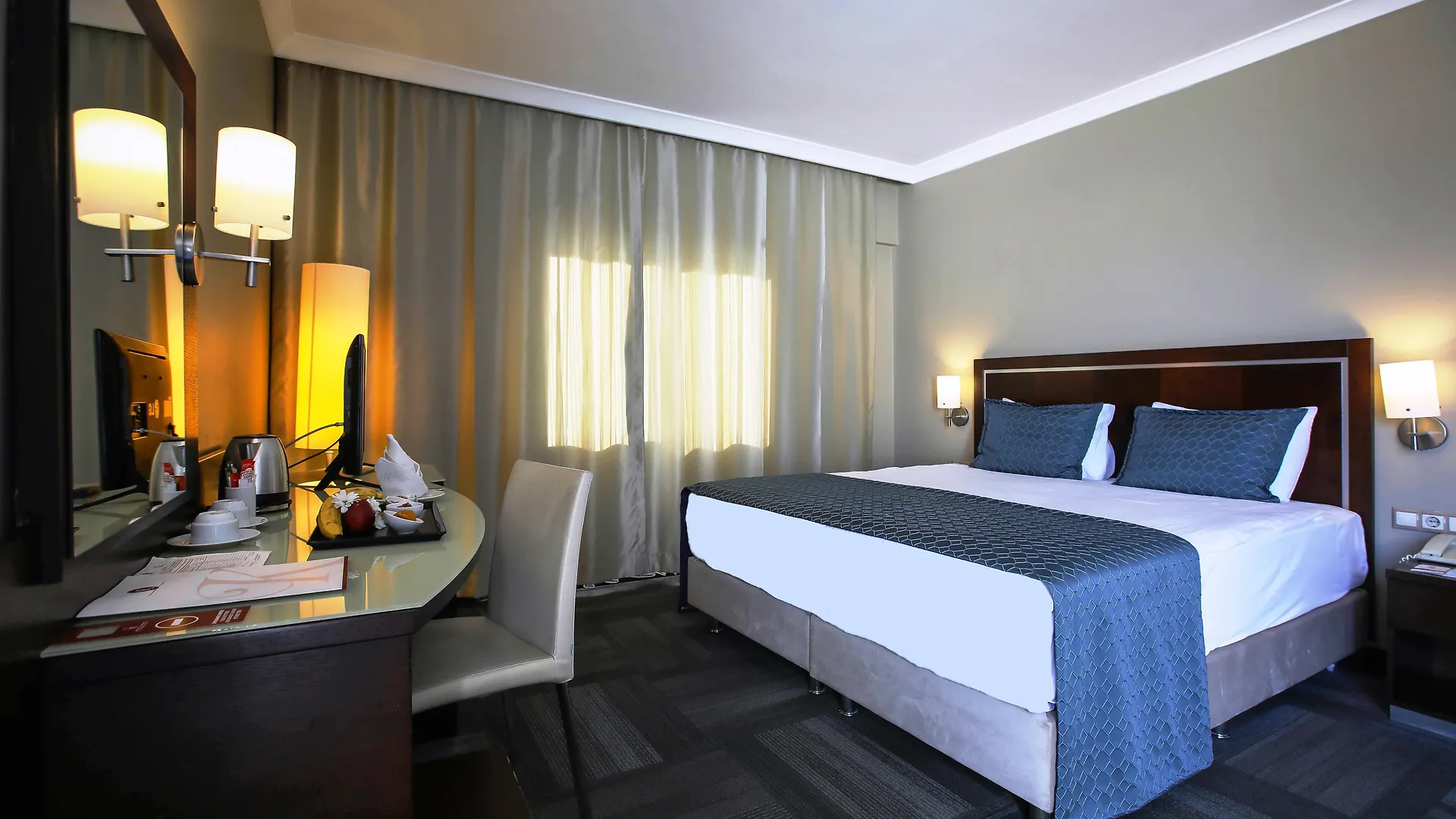 Hotel Kaya Prestige Oteli Izmir