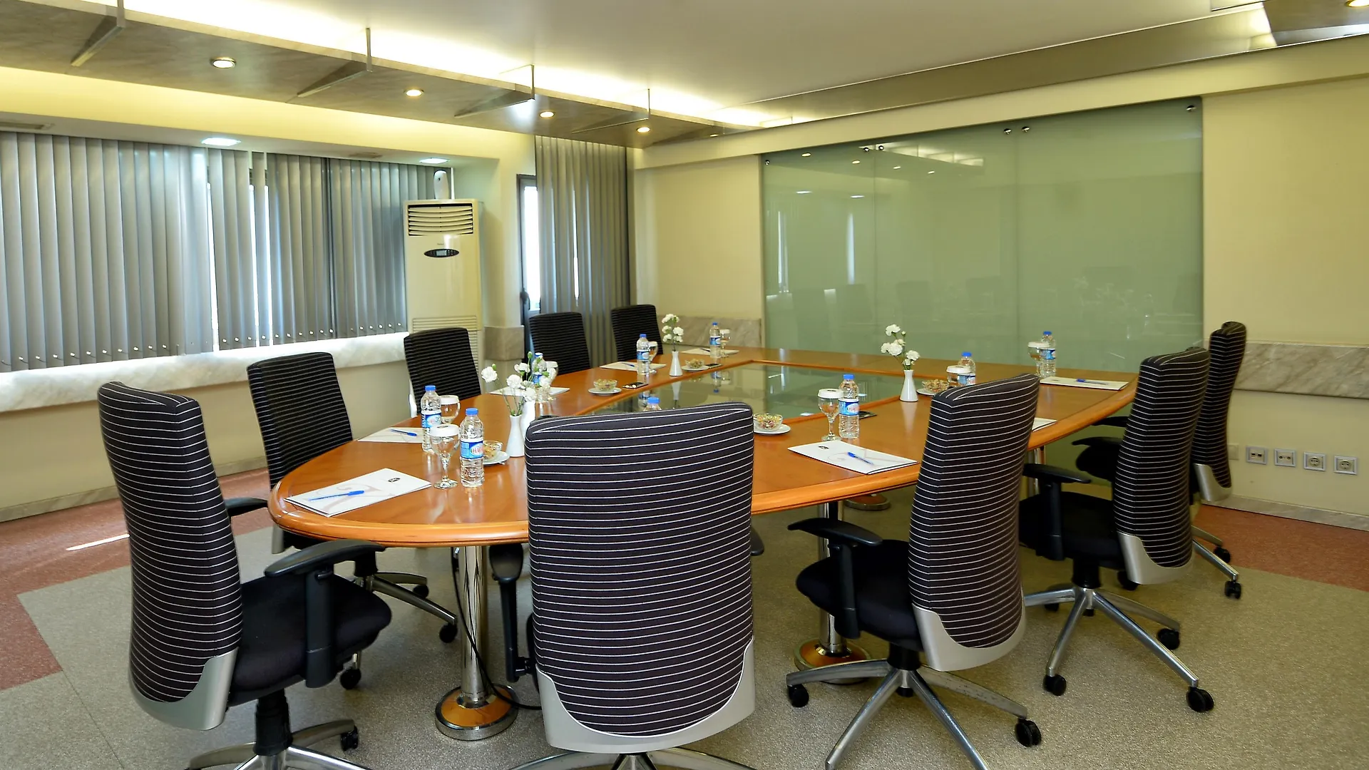 Kaya Prestige Oteli Izmir Turkey